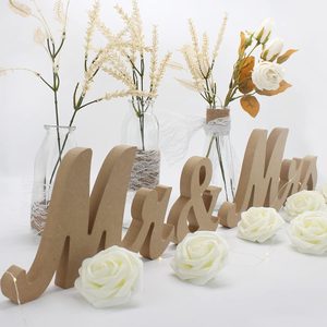 Aldernest Wooden Mr and Mrs Sign, Rustic Mr. & Mrs. Letters Wedding Signs for Wedding Table, 0.57 kg, Wood Color
