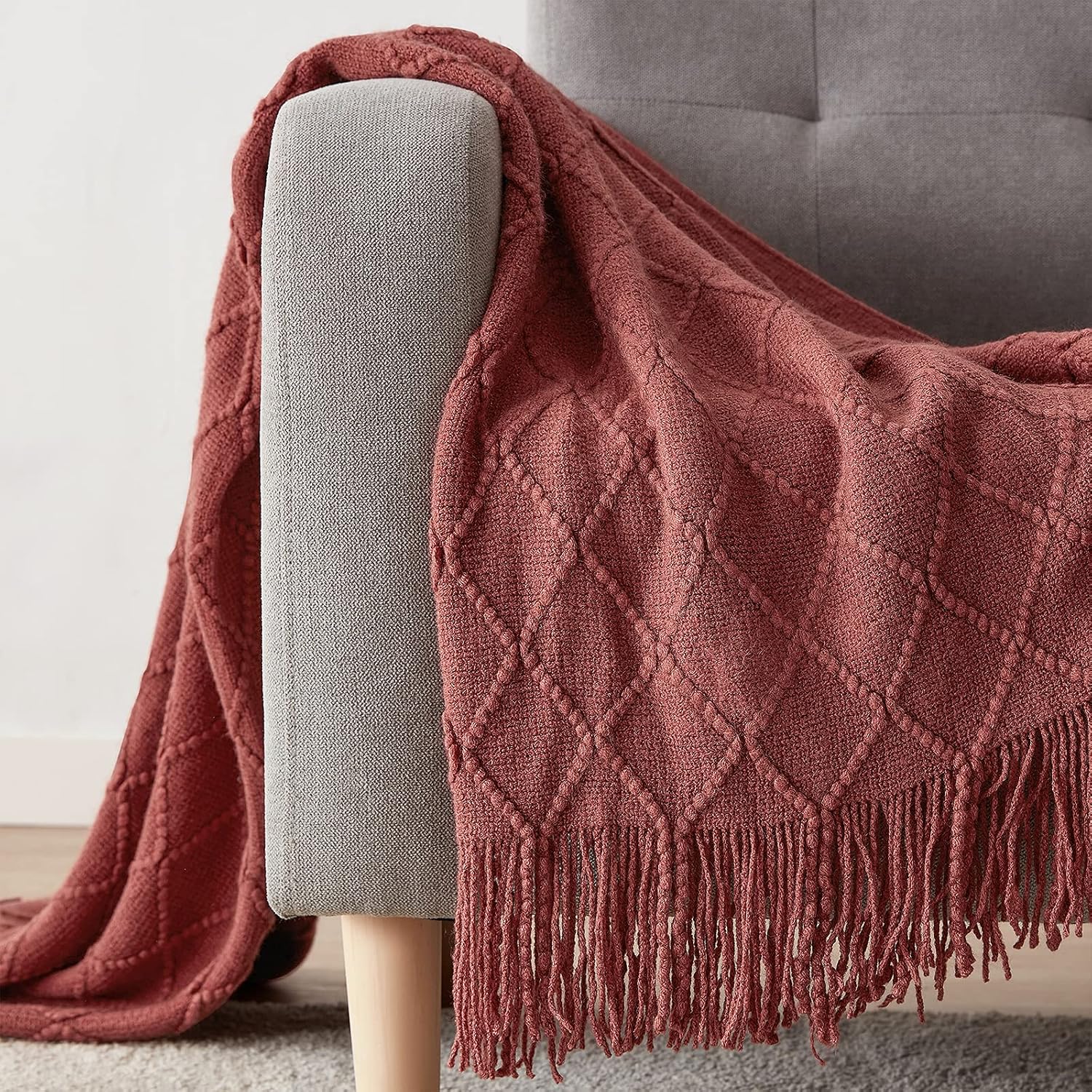 VelloHome Burgundy Throw Blanket 50x60 Inch Knitted Soft Throw Sofa Blanket, 0.62 kg