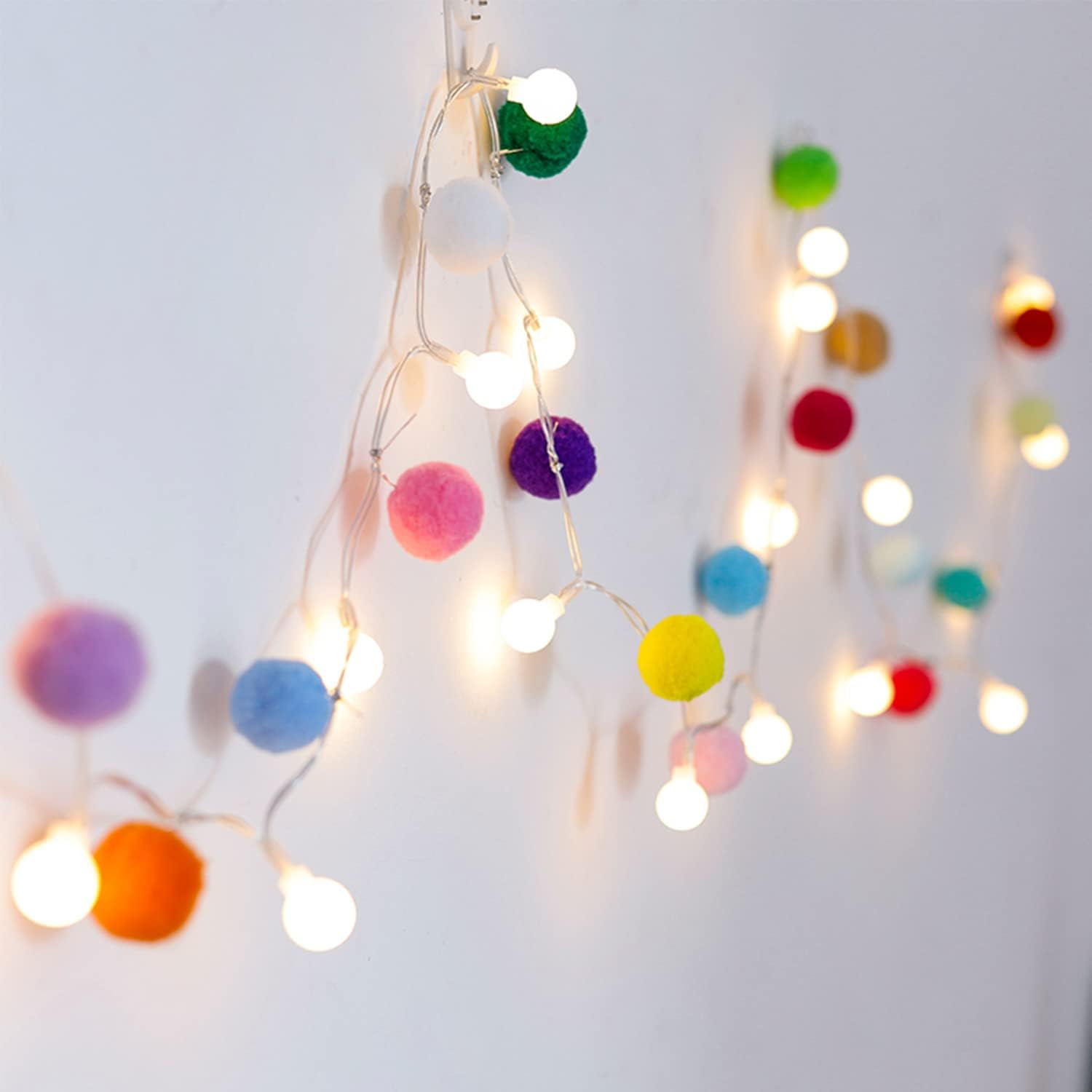 Aldernest Indoor Pom Poms Fairy Lights - 6.56 Feet, 20 LED, Battery Operated, 2.56 ounces