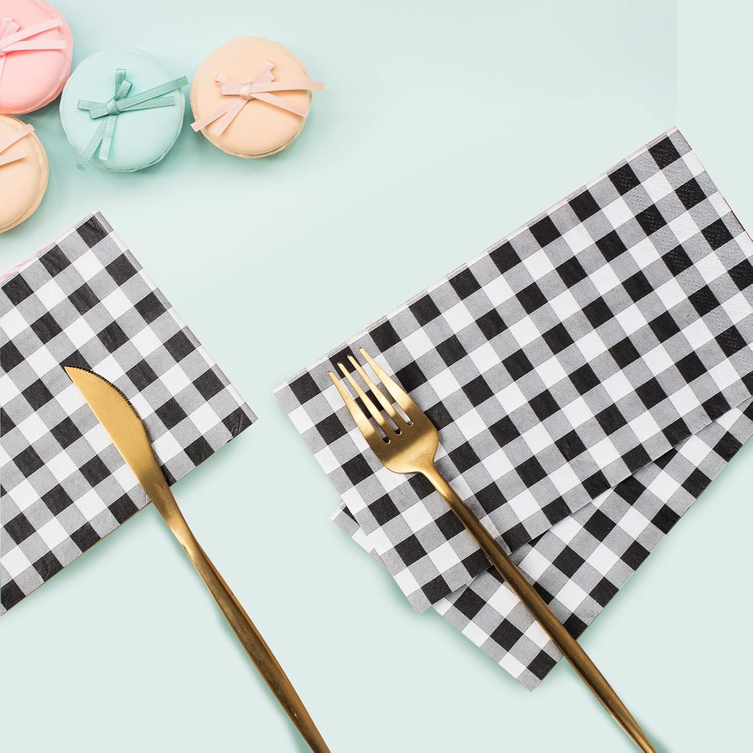 Aldernest 100 Pack Black and White Gingham Napkins, 3-Ply Disposable Paper Napkins, Large