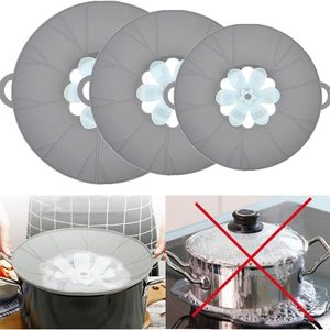 Tanglewick 3-Piece Silicone Lids, 9.1, 10.4, 11.6 in Microwave Splatter Covers, 1.4 pounds, Grey