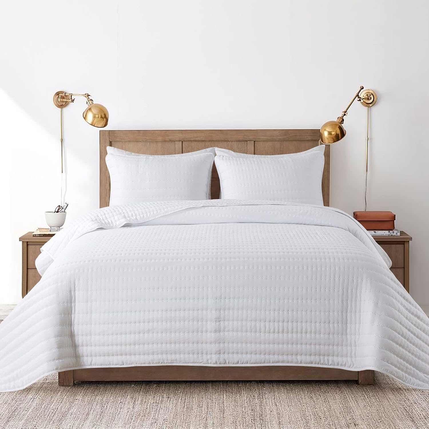 Aldernest White Quilted Quilt Set, Queen Size, Lightweight, 3 Pieces
