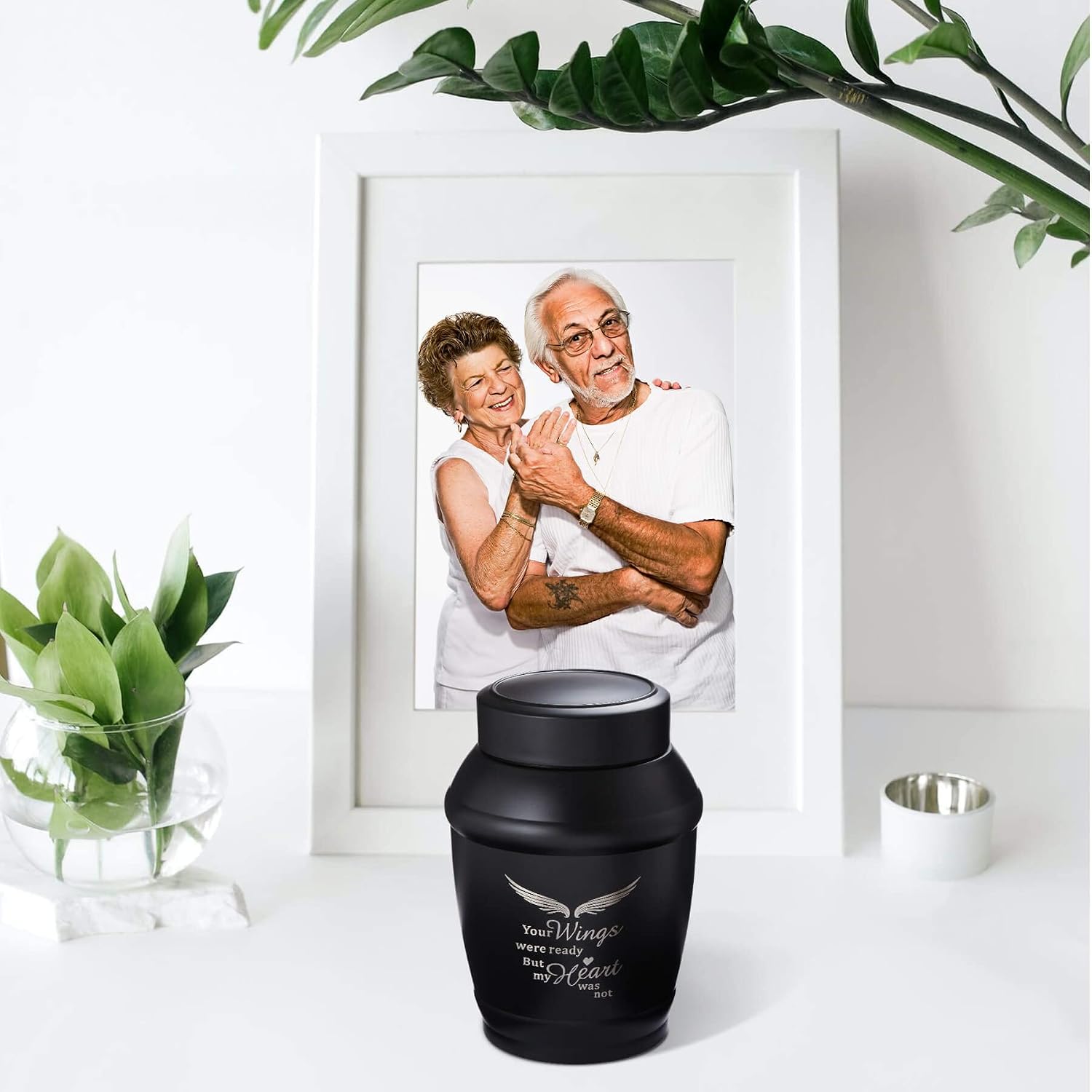 Aldernest 5.7" Medium Urns for Human Ashes Male or Female, 0.21 kg, Black
