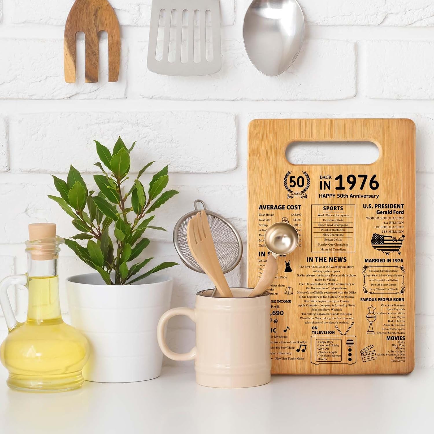 Ashenby 50th Wedding Anniversary Cutting Board Gifts for Women Men Marriage Gifts for Couple 1976 Poster Back In 1976 50th Anniversary Decorations