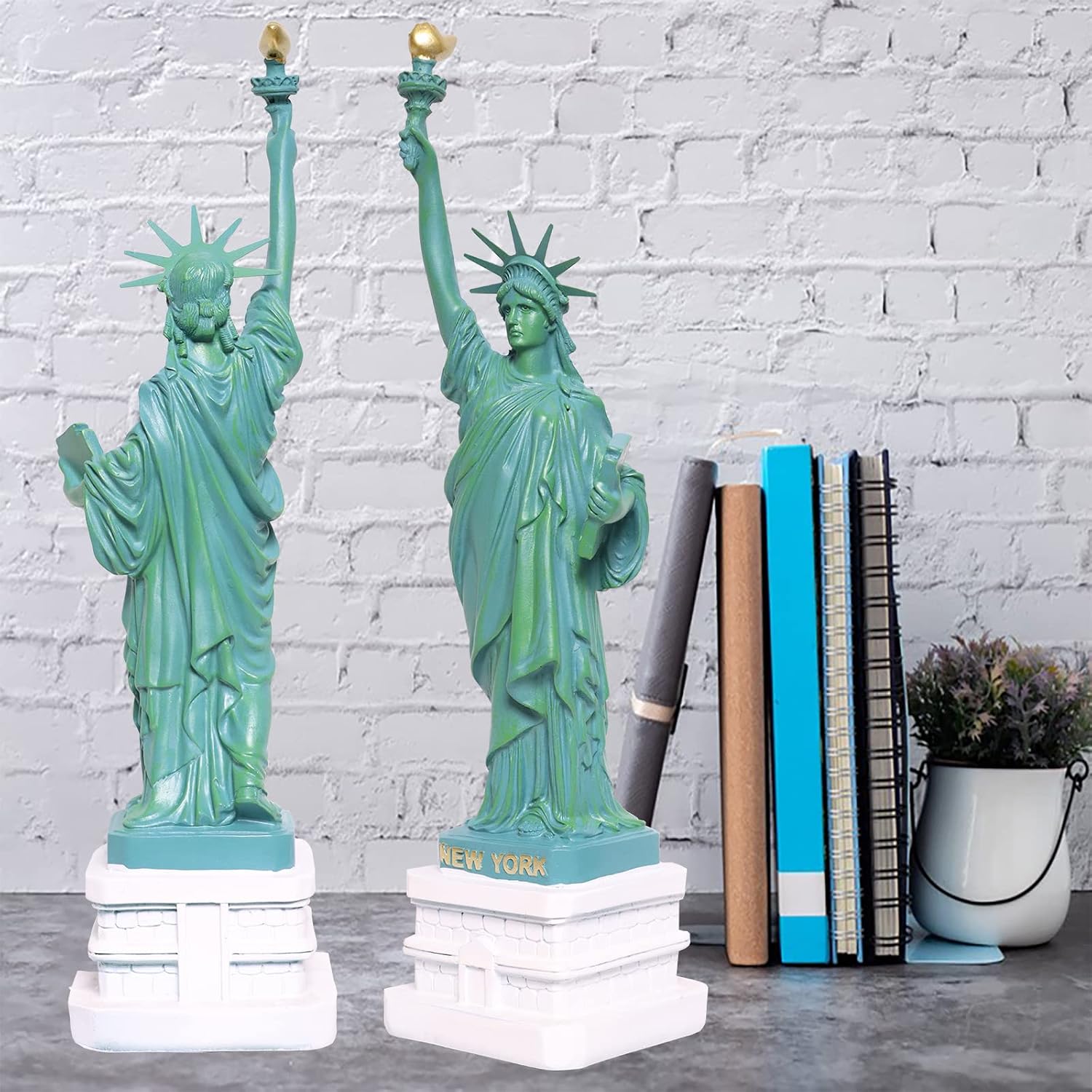 Barleyfield Statue of Liberty Figurine Decorations New York City Souvenirs Gifts, 7.04 ounces, Small