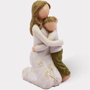 Brackenly Mother of the Groom Gifts, Boy Mom Gifts from Son, Mother Son Figurine, 0.15 kg, Cream