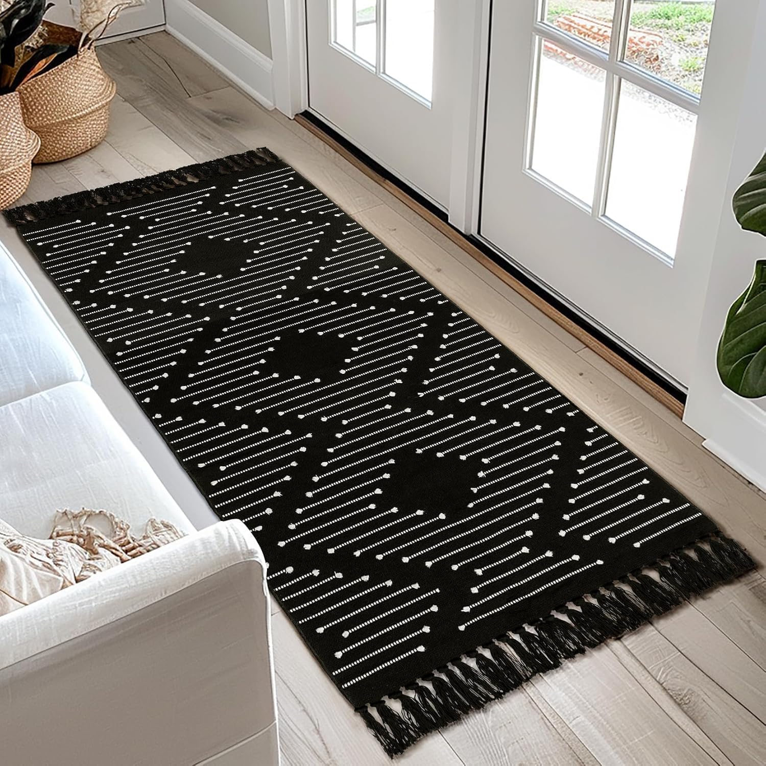 Barleyfield Washable Runners for Hallways 2x6 Boho Runner Rug with Tassels, 12 Square Feet