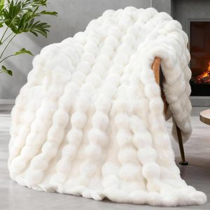 VelloHome Faux Fur Throw Blanket for Couch, 1.62 kg, 50*60, Ivory White