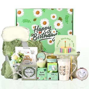 Ashenby Daisy Birthday Gifts for Women, Self Care Gifts, Birthday Gift Basket for Mom