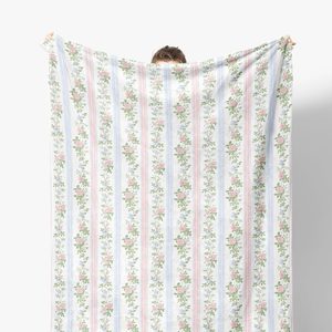 Aldernest Pink Flower Blanket, Grandmillennial Rose Flower Decorative Throw Blanket for Couch Bed Sofa, 50x60 inches